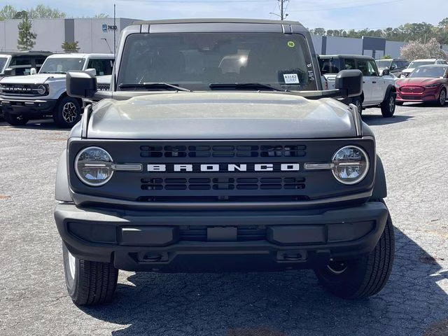 2026 Gray Metallic Ford Bronco Base 4X4 SUV