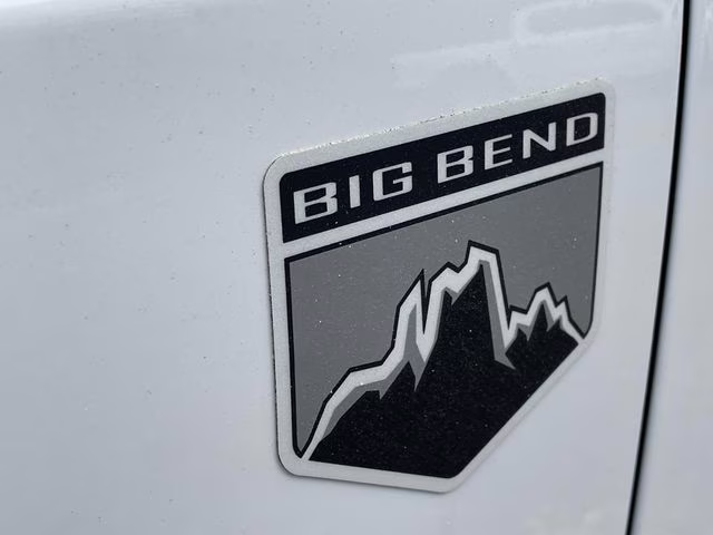 2026 Oxford White Ford Bronco Big Bend 4X4 SUV