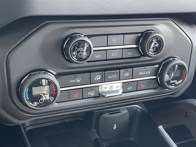 2026 Oxford White Ford Bronco Big Bend 4X4 SUV