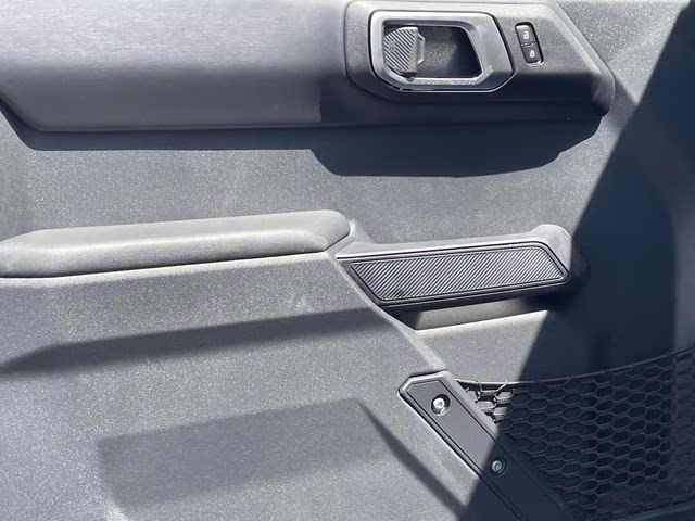 2026 Avalanche Ford Bronco Outer Banks 4X4 SUV