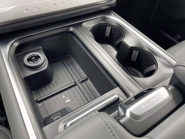 2026 Silver Metallic Ford Expedition Max Active RWD SUV