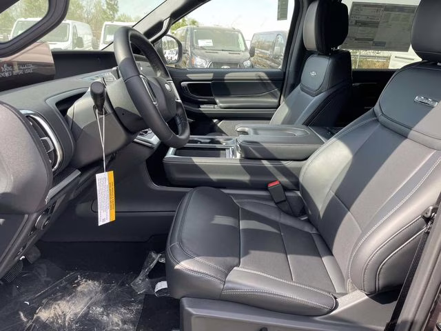 2026 Gray Metallic Ford Expedition Platinum 4X4 SUV