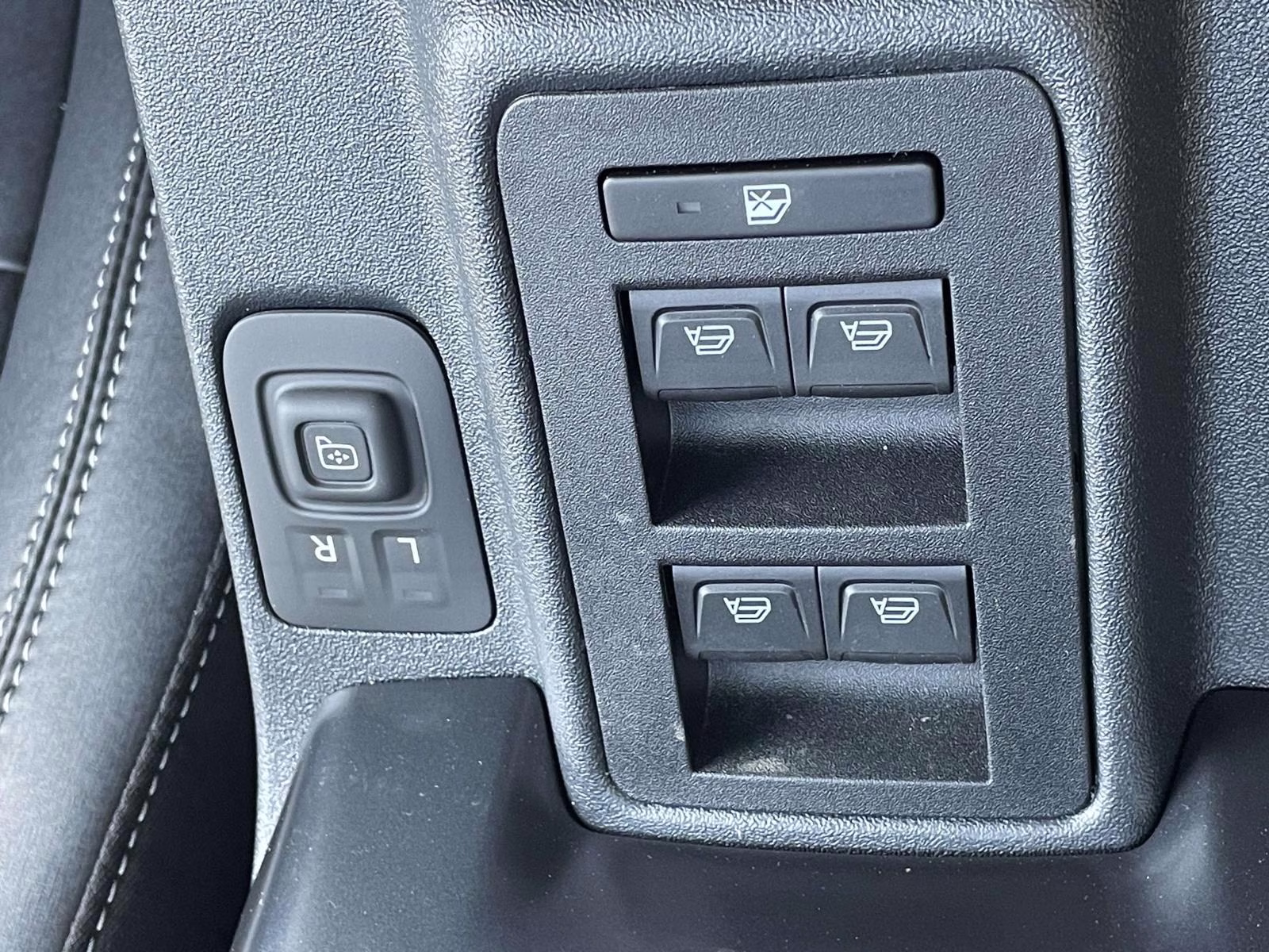 2026 Oxford White Ford Bronco Big Bend 4X4 SUV