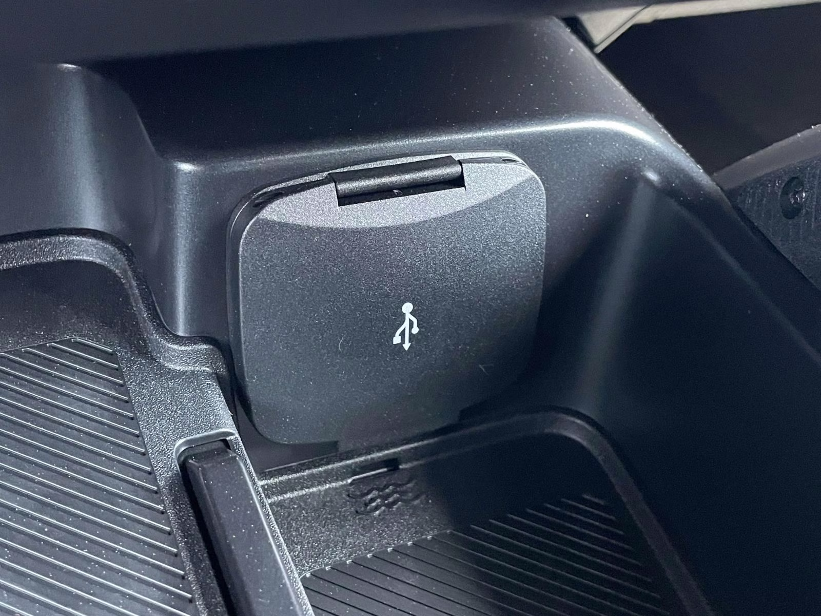 2026 Avalanche Ford Bronco Outer Banks 4X4 SUV