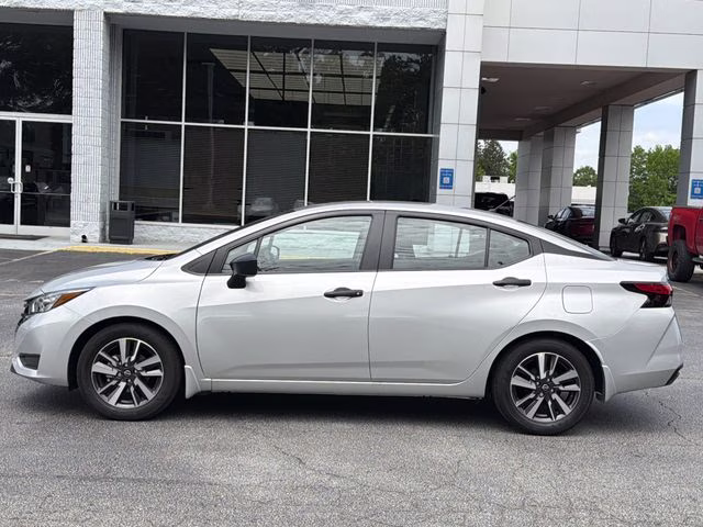2025 Brilliant Silver Metallic Nissan Versa 1.6 S FWD Sedan