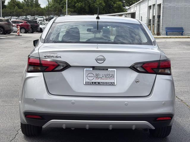 2025 Brilliant Silver Metallic Nissan Versa 1.6 S FWD Sedan
