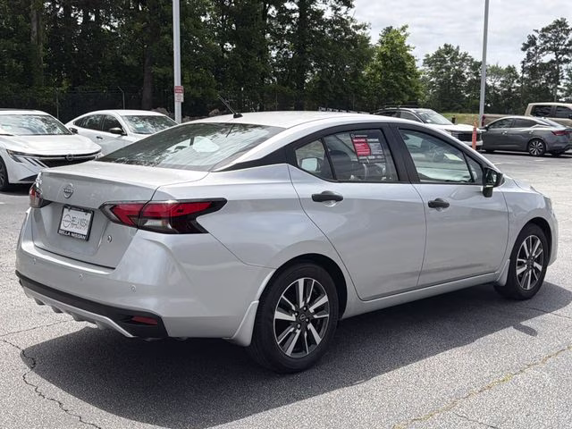 2025 Brilliant Silver Metallic Nissan Versa 1.6 S FWD Sedan