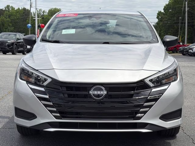 2025 Brilliant Silver Metallic Nissan Versa 1.6 S FWD Sedan