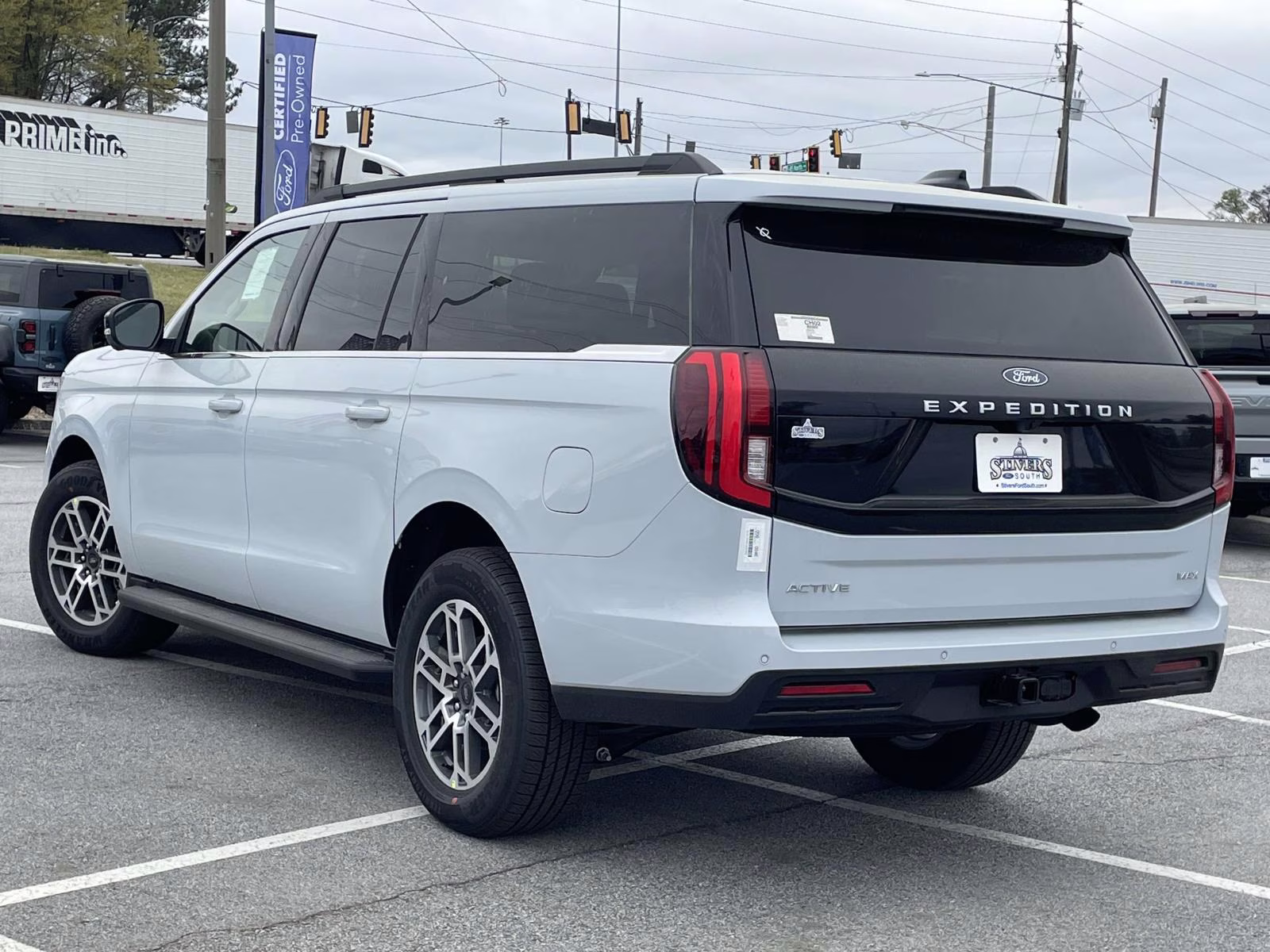 2026 Silver Metallic Ford Expedition Max Active RWD SUV