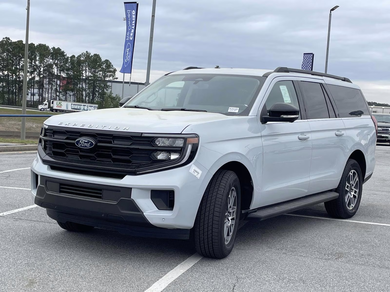 2026 Silver Metallic Ford Expedition Max Active RWD SUV