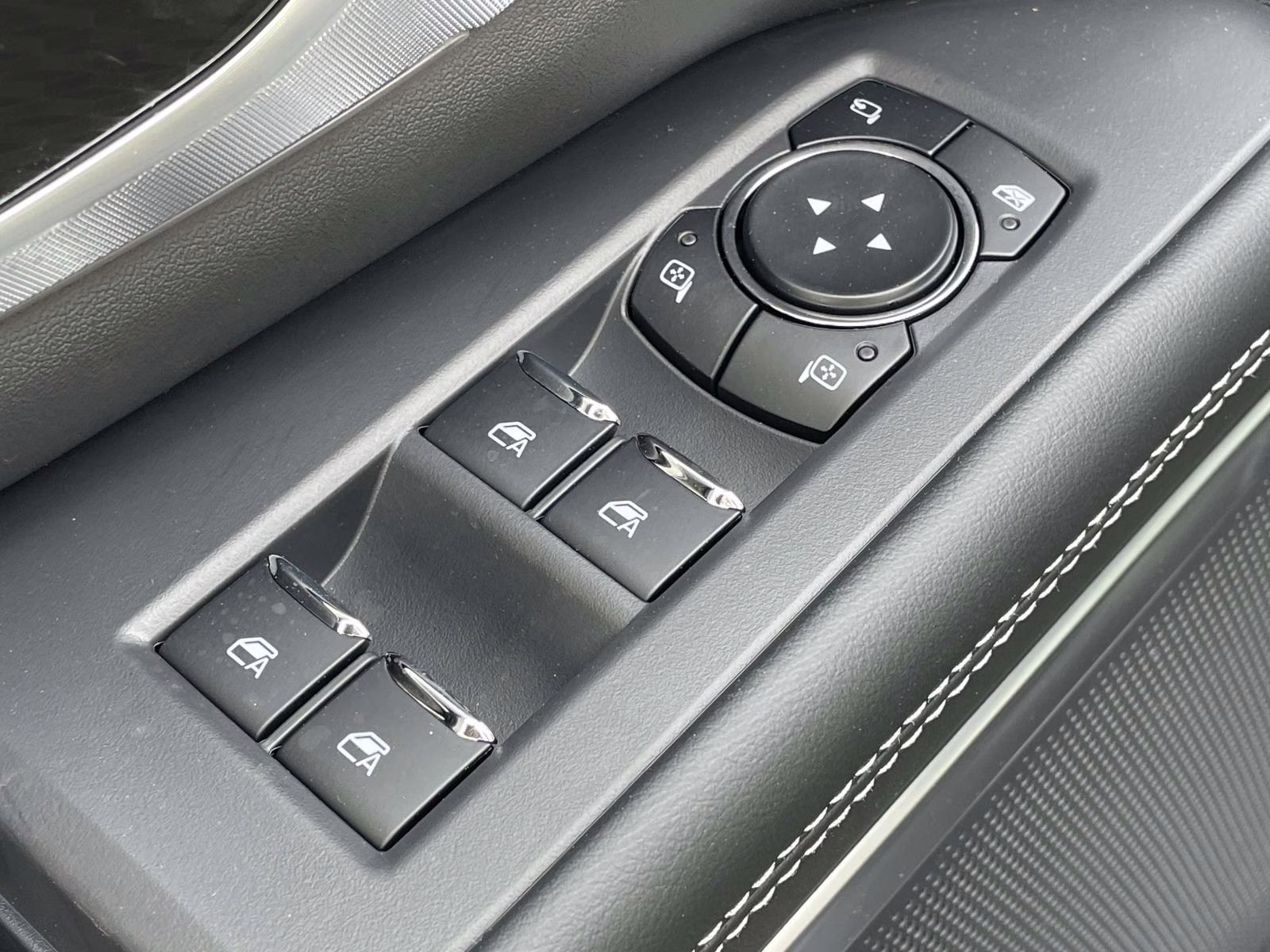 2026 Gray Metallic Ford Expedition Platinum 4X4 SUV