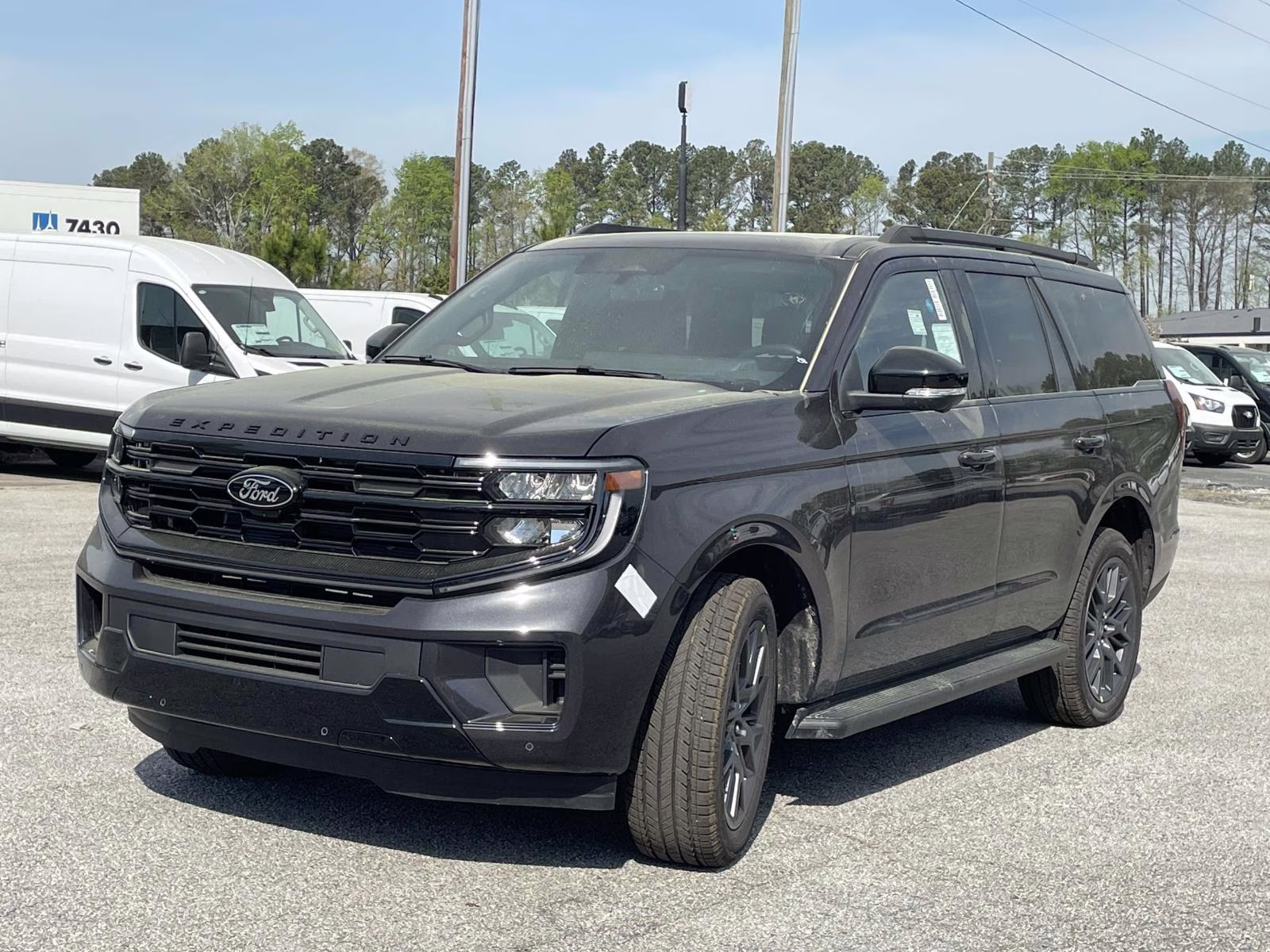 2026 Gray Metallic Ford Expedition Platinum 4X4 SUV