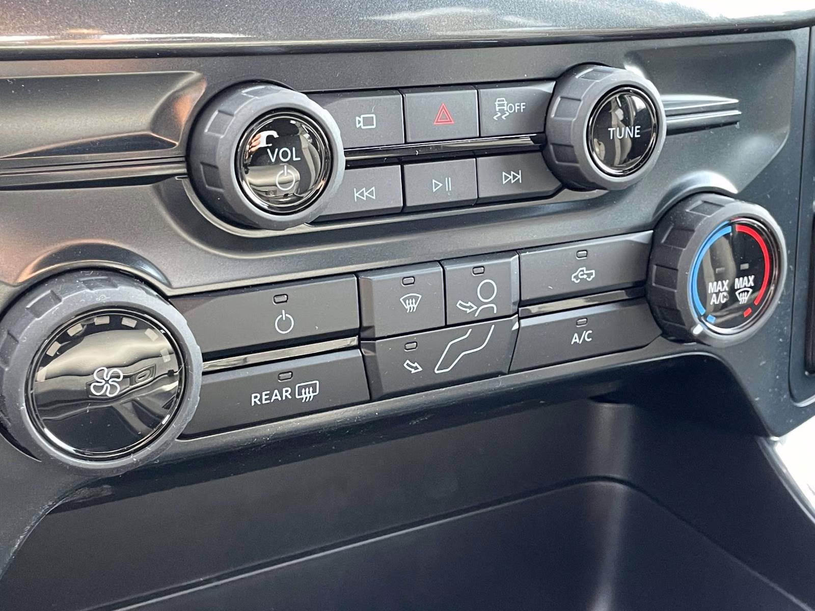 2026 Avalanche Ford F-150 STX 4X4 Truck