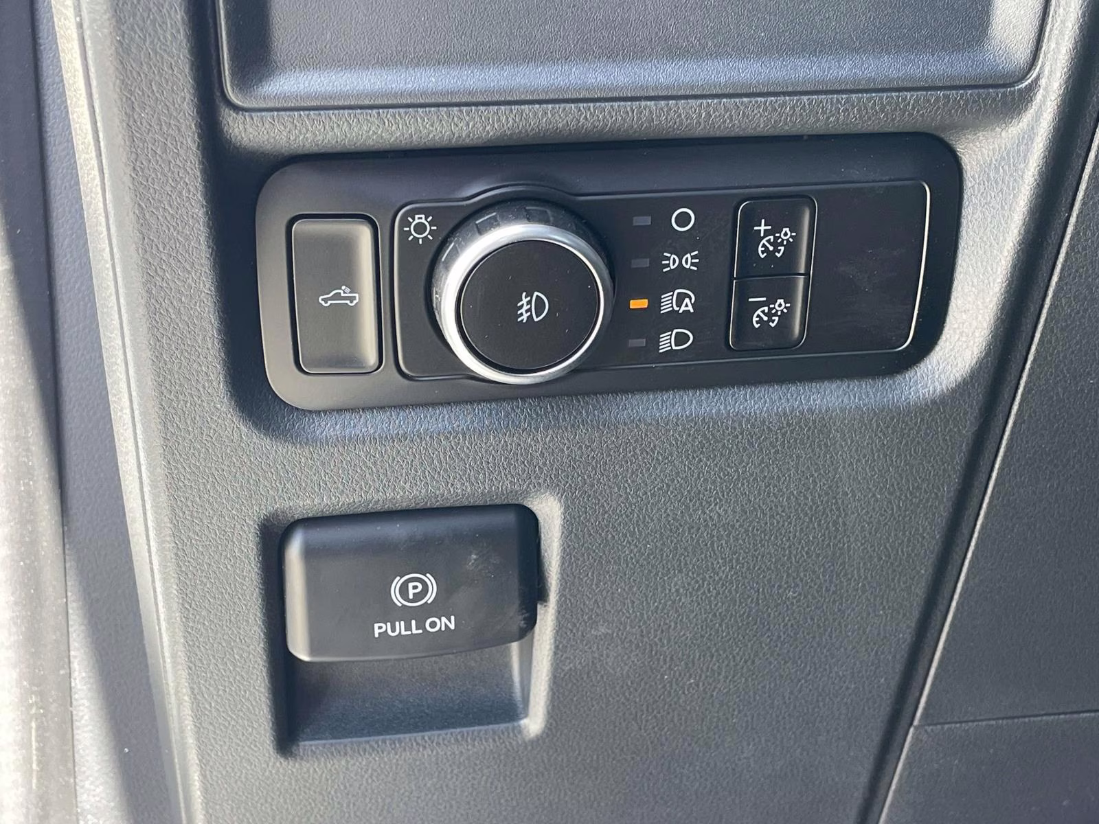 2026 Oxford White Ford F-150 STX 4X4 Truck