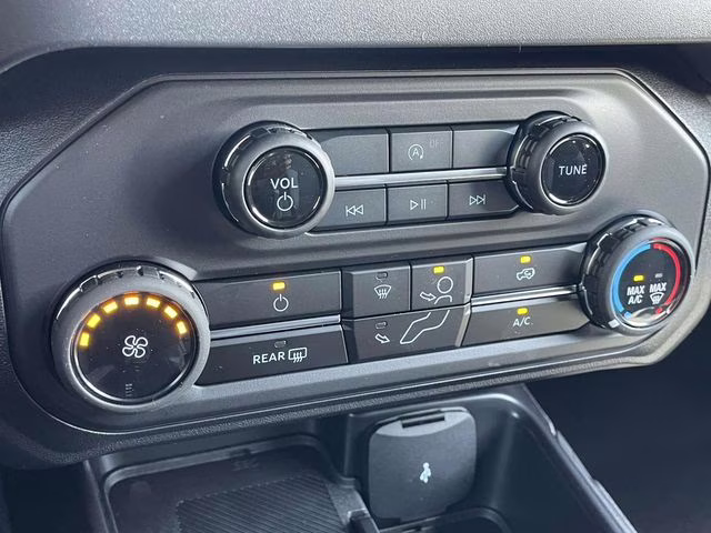 2026 Gray Metallic Ford Bronco Base 4X4 SUV