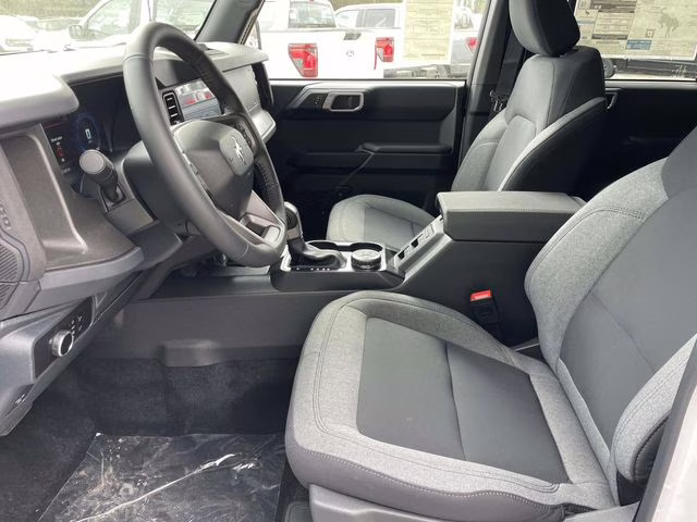 2026 Oxford White Ford Bronco Big Bend 4X4 SUV