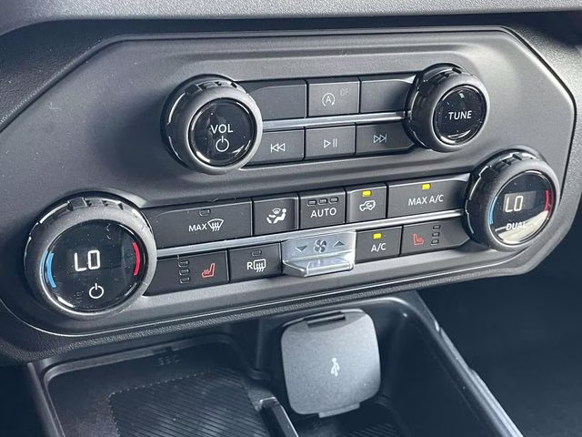 2026 Oxford White Ford Bronco Big Bend 4X4 SUV