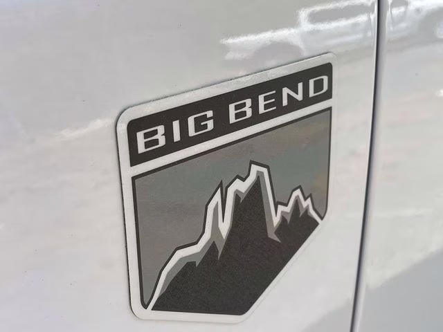2026 Oxford White Ford Bronco Big Bend 4X4 SUV