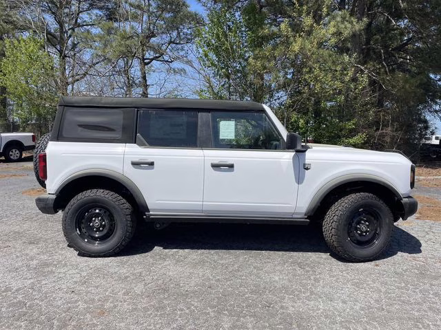 2026 Oxford White Ford Bronco Big Bend 4X4 SUV