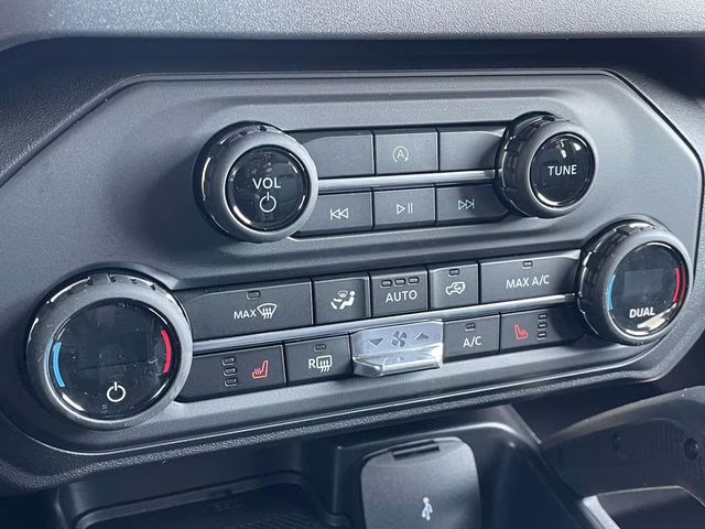 2026 Oxford White Ford Bronco Big Bend 4X4 SUV