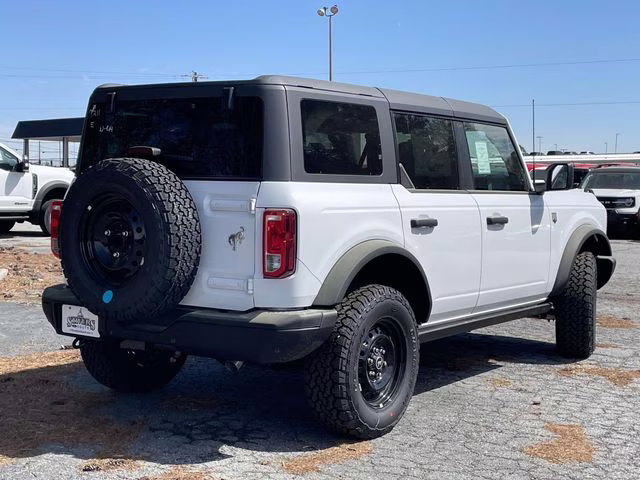 2026 Oxford White Ford Bronco Big Bend 4X4 SUV