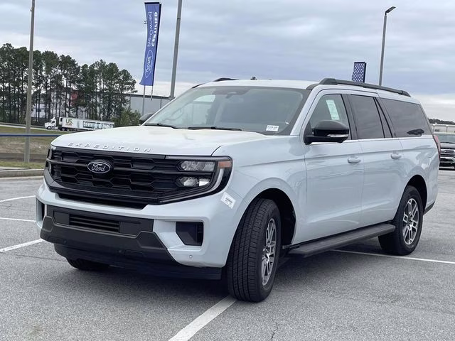 2026 Silver Metallic Ford Expedition Max Active RWD SUV