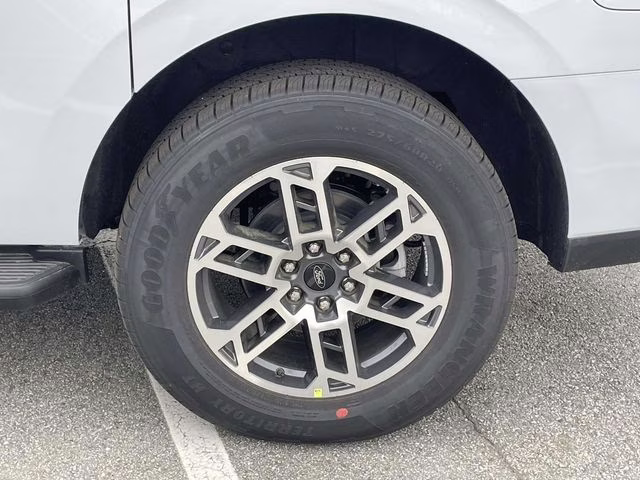 2026 Silver Metallic Ford Expedition Max Active RWD SUV