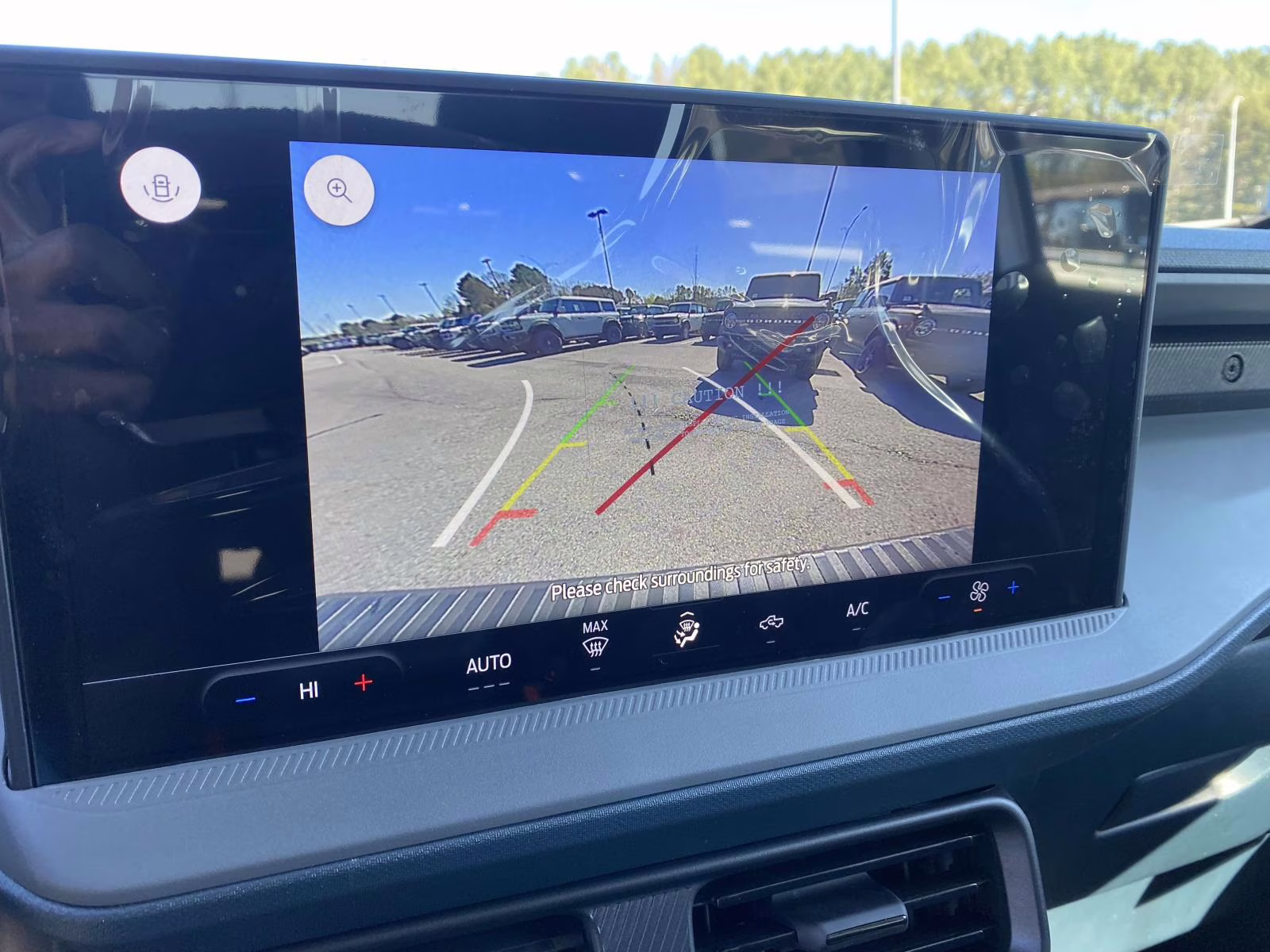 2026 Oxford White Ford Maverick XL AWD Truck