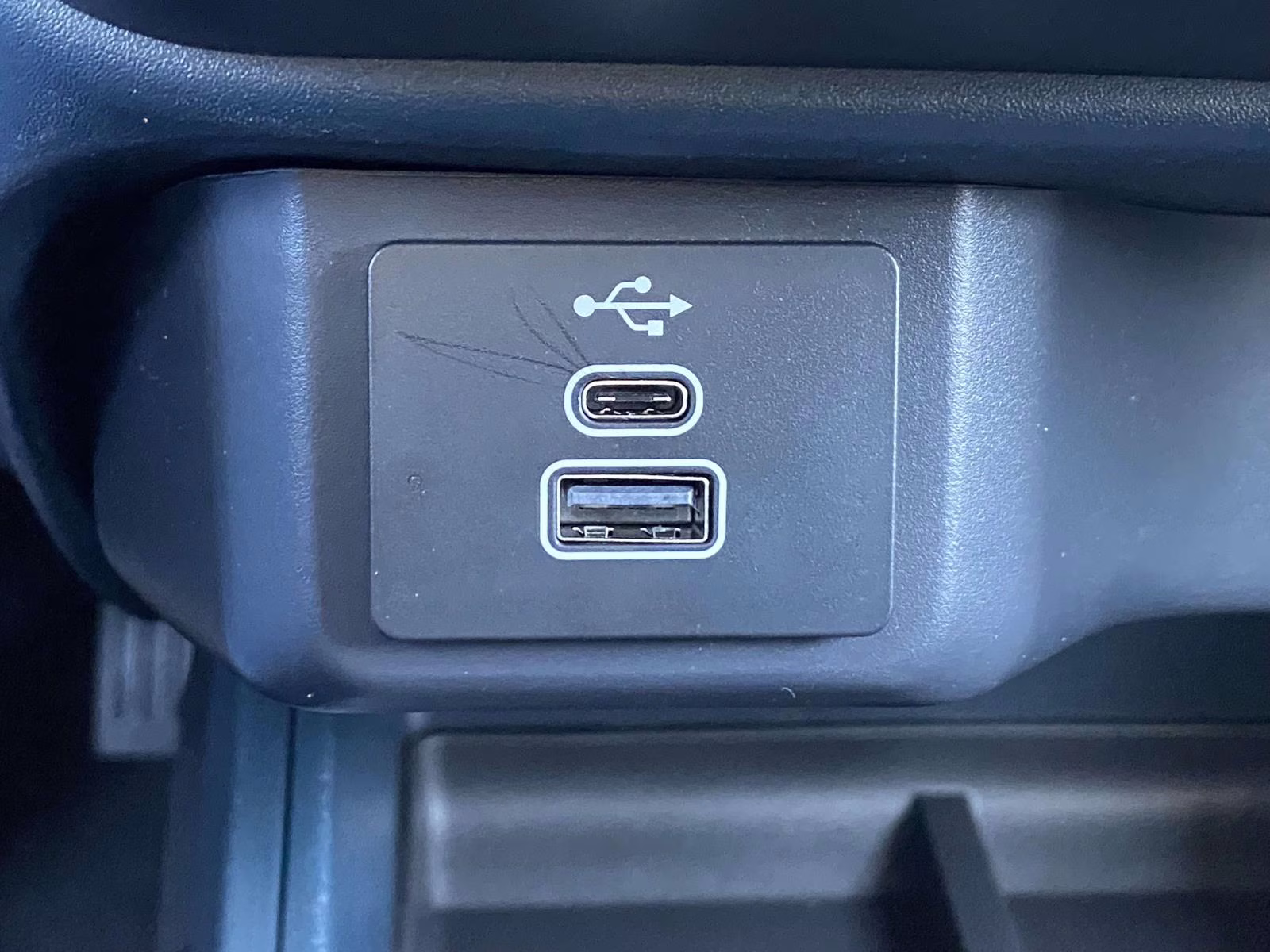 2026 Oxford White Ford Maverick XL AWD Truck