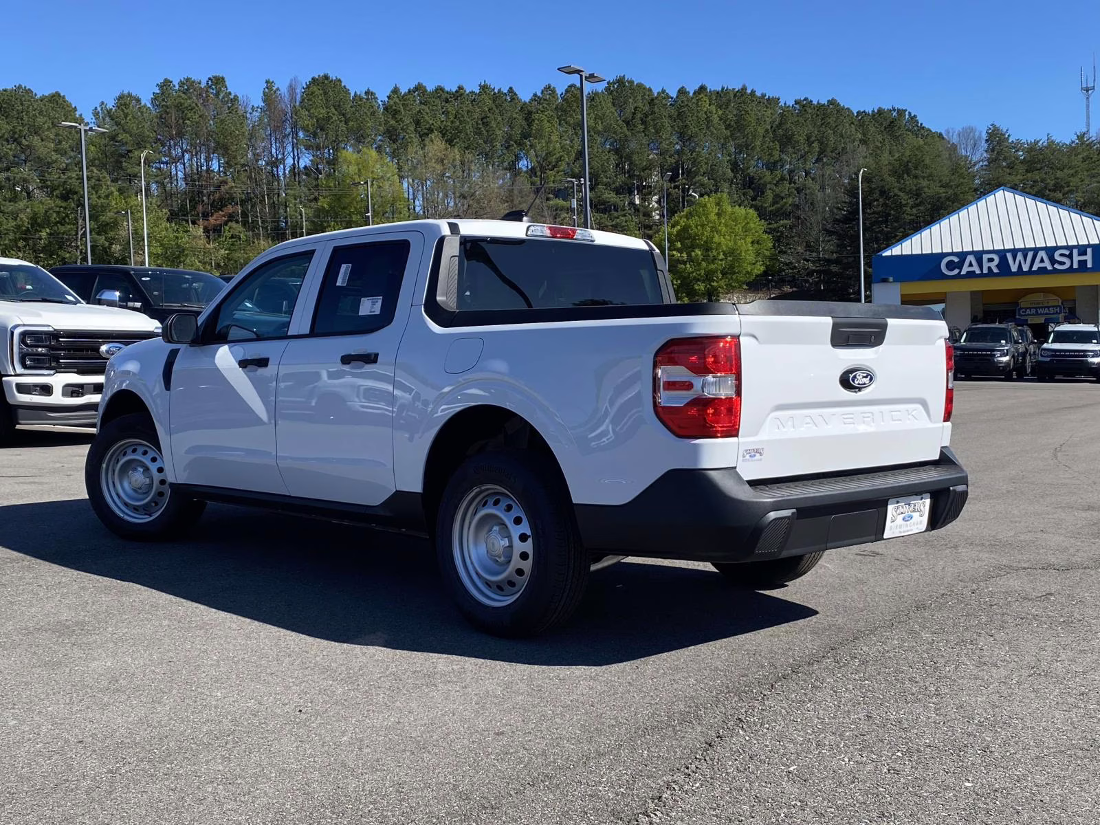 2026 Oxford White Ford Maverick XL AWD Truck