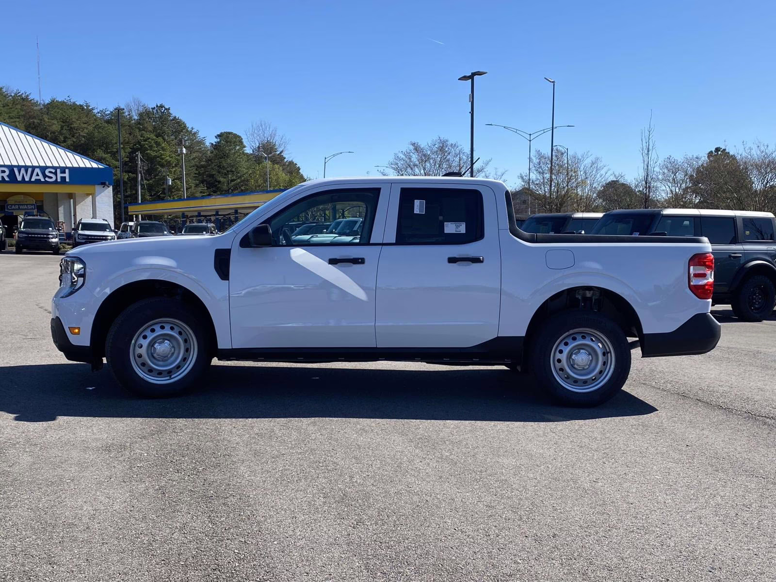 2026 Oxford White Ford Maverick XL AWD Truck