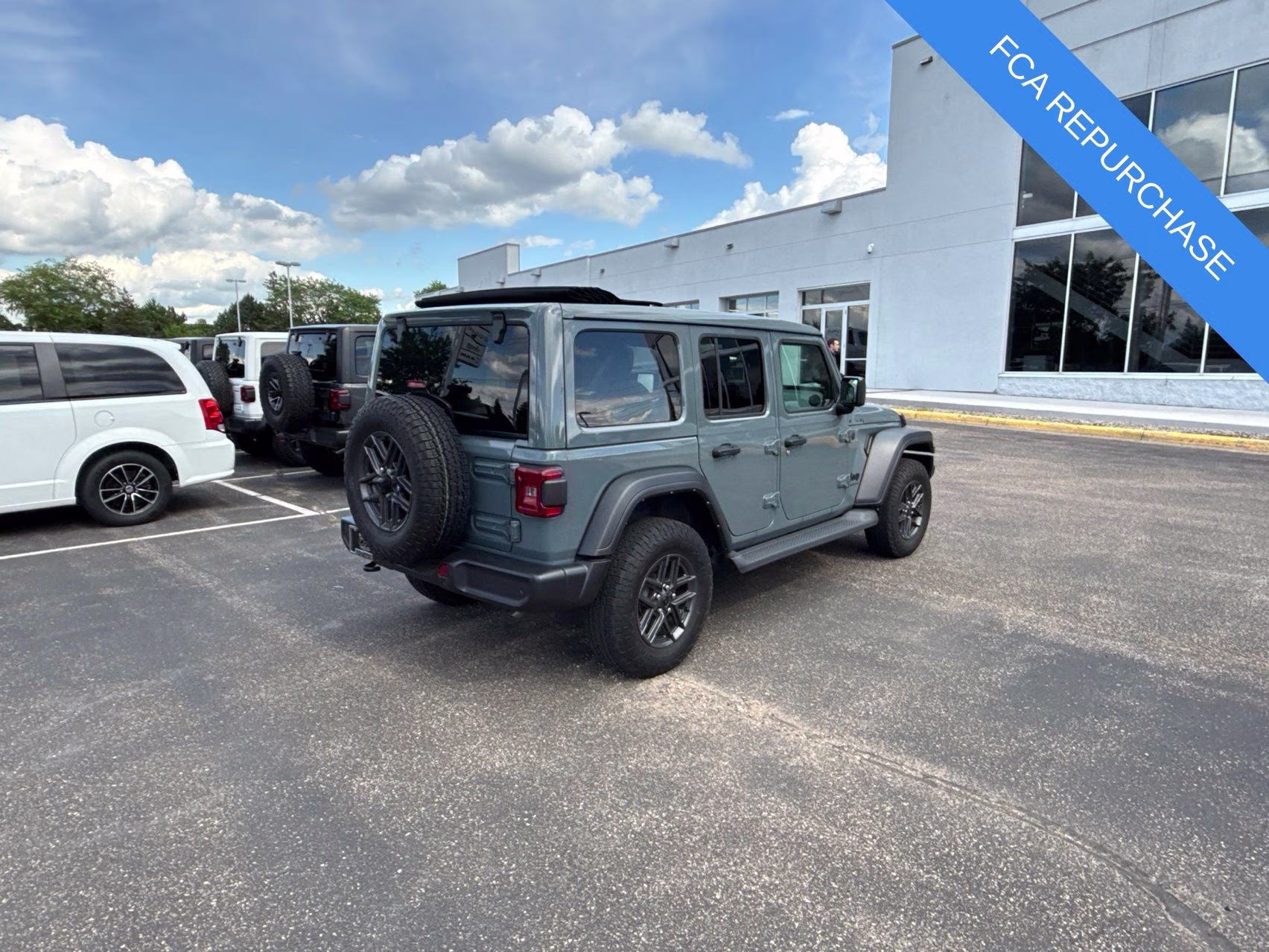 2024 Anvil Clear Coat Jeep Wrangler Sport S 4X4 SUV