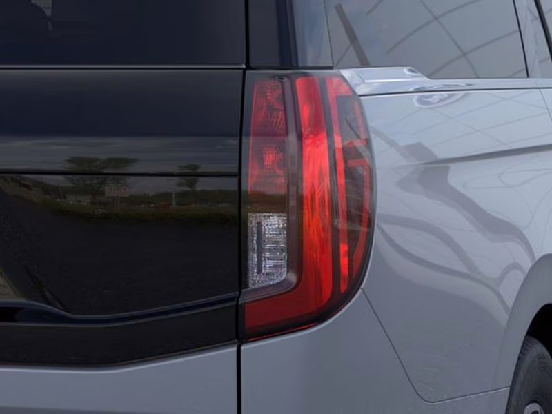 2026 Glacier Gray Metallic Tri-Coat Ford Expedition Max Active 4X4 SUV