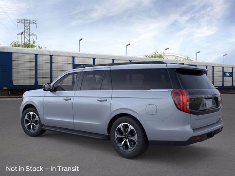 2026 Glacier Gray Metallic Tri-Coat Ford Expedition Max Active 4X4 SUV