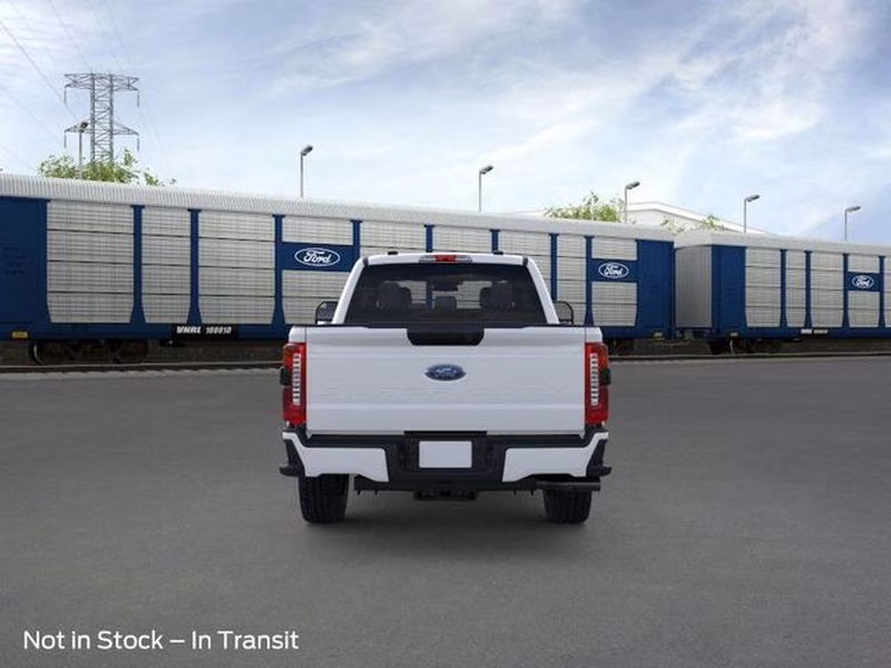 2026 Oxford White Ford Super Duty F-250 SRW XL 4X4 Truck
