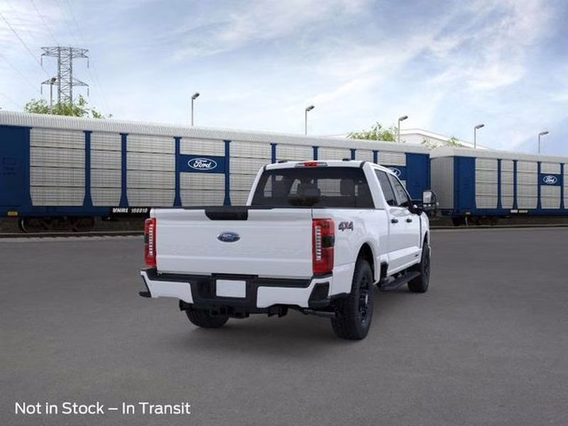 2026 Oxford White Ford Super Duty F-250 SRW XL 4X4 Truck