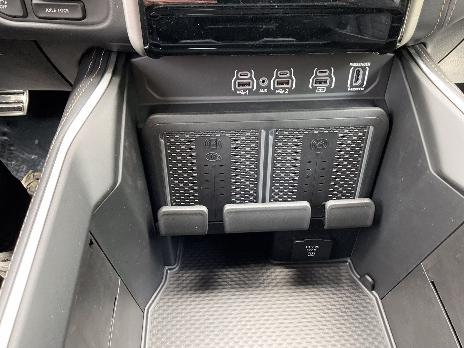 2026 Ivory White Tri-Coat Pearlcoat Ram 1500 Tungsten 4X4 Truck