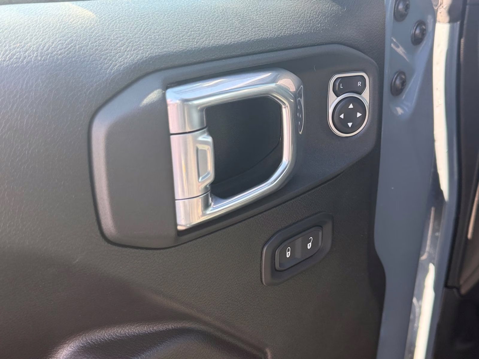 2024 Anvil Clear Coat Jeep Wrangler Sport S 4X4 SUV