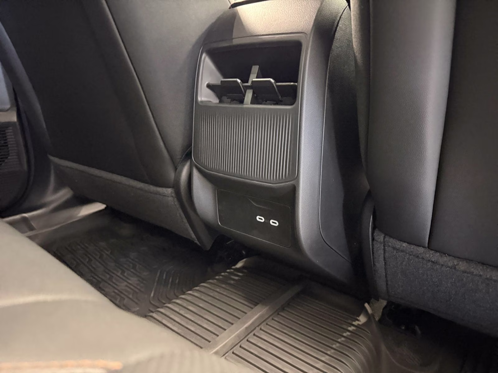 2026 '41 Jeep Cherokee Limited 4X4 SUV