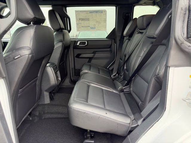 2026 Oxford White Ford Bronco Outer Banks 4X4 SUV