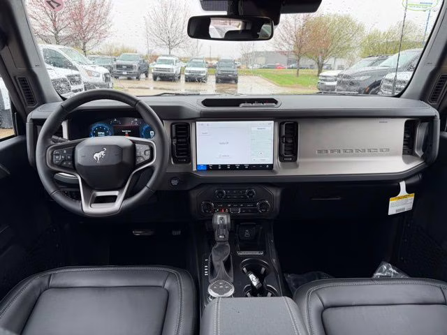 2026 Oxford White Ford Bronco Outer Banks 4X4 SUV