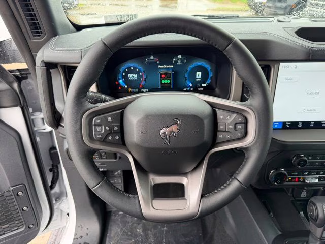 2026 Oxford White Ford Bronco Outer Banks 4X4 SUV