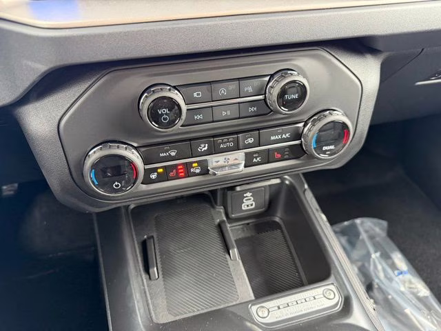 2026 Oxford White Ford Bronco Outer Banks 4X4 SUV