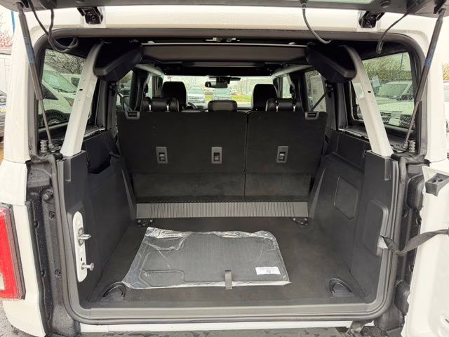 2026 Oxford White Ford Bronco Outer Banks 4X4 SUV