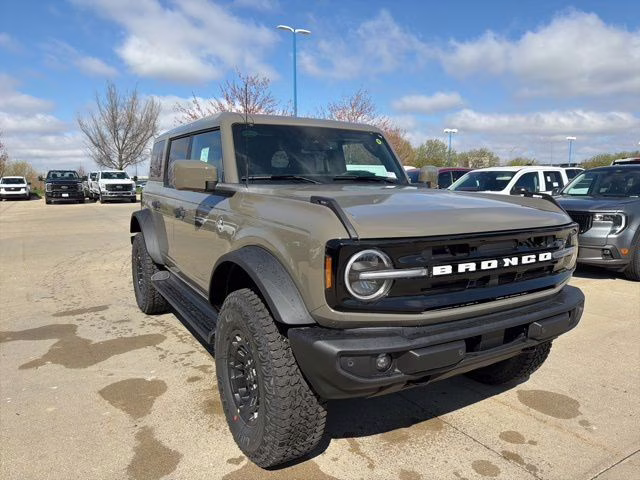 2026 Marsh Gray Ford Bronco Outer Banks 4X4 SUV