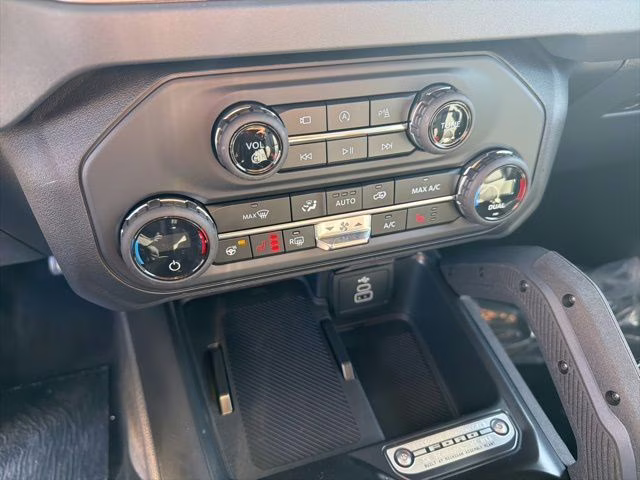 2026 Marsh Gray Ford Bronco Outer Banks 4X4 SUV