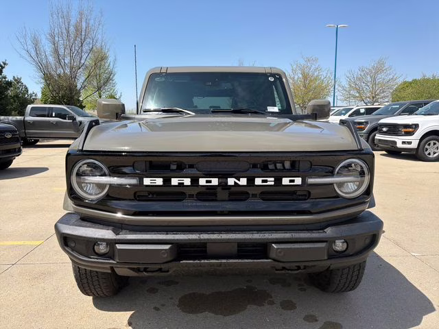 2026 Marsh Gray Ford Bronco Outer Banks 4X4 SUV