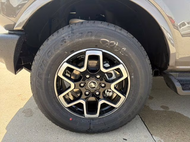 2026 Marsh Gray Ford Bronco Outer Banks 4X4 SUV