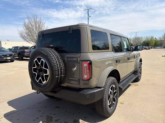 2026 Marsh Gray Ford Bronco Outer Banks 4X4 SUV