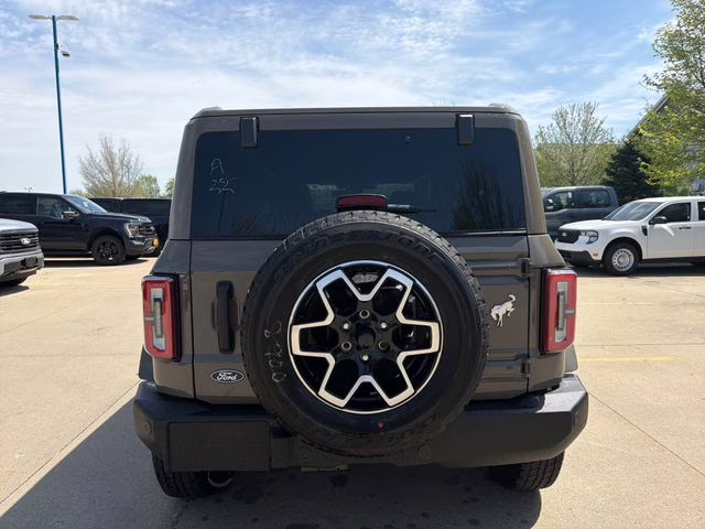 2026 Marsh Gray Ford Bronco Outer Banks 4X4 SUV